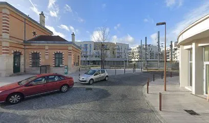 Image de Club 67 | Club de Yoga