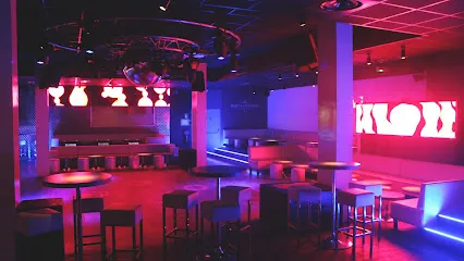 Image de DELUXE FAMOUS CLUB - LAVAL