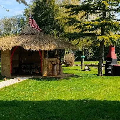 Image de Le Quart d'Heure Américain: Loft de charme avec jacuzzi privatif et parc privé, Love Room