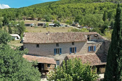 Image de Les Lauzons - Camping naturiste Provence